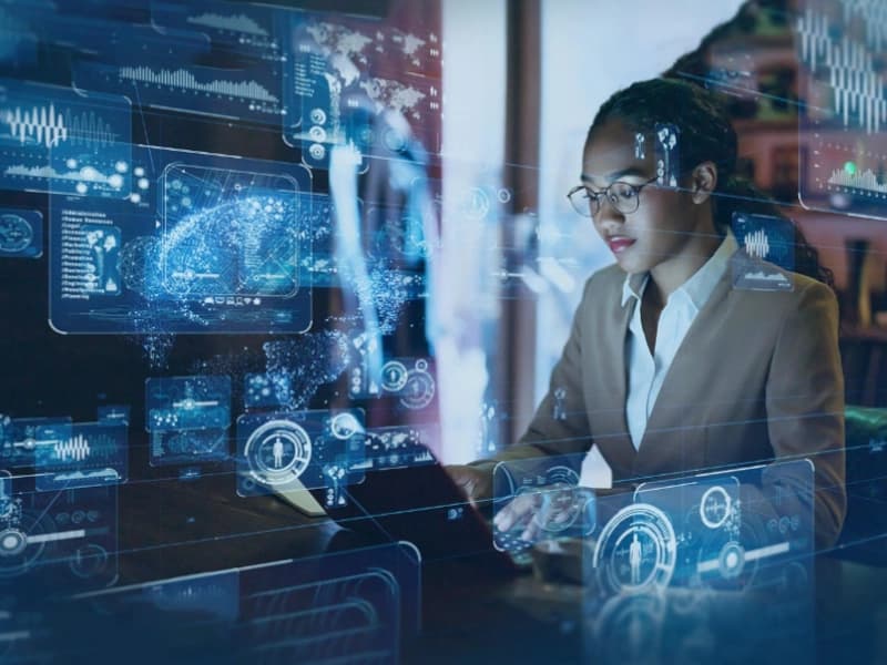 homepage.sections.people.imageAlt